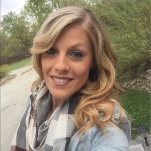 Meet your Posher, Lindsey